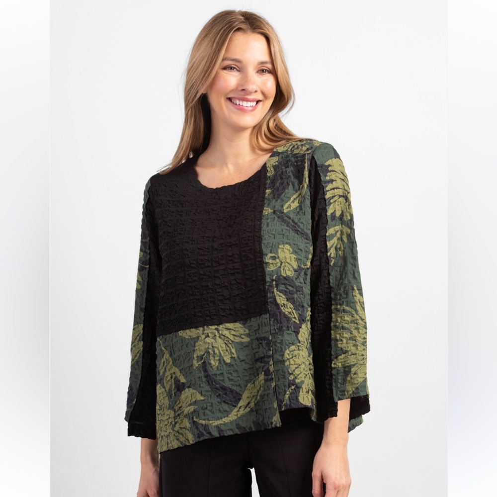 Habitat‎ Colorblock Floral Pucker Weave Pullover Size Medium
